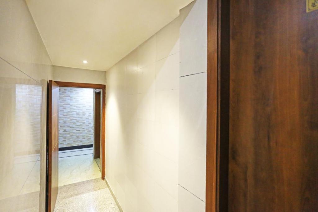 Fotografie z fotogalerie ubytování Hotel Preet Inn 05 mints walking Distance Nizamuddin Railway Station v Novém Dillí