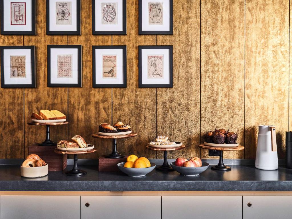 Joinery Hotel Pittsburgh, Curio Collection by Hilton photo