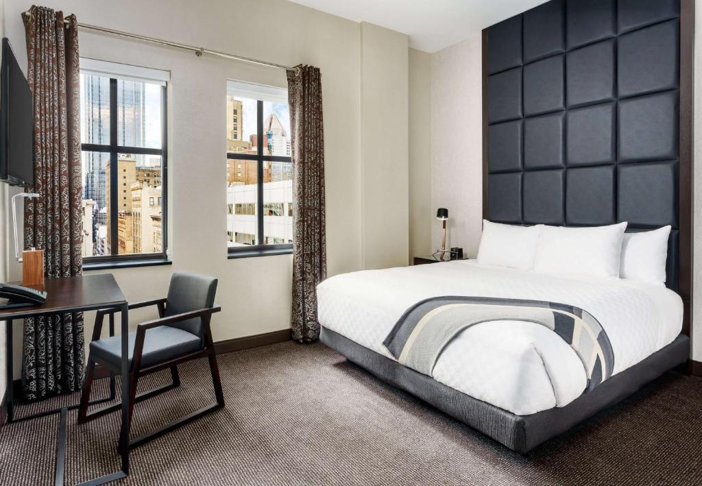 Joinery Hotel Pittsburgh, Curio Collection by Hilton - King Room
