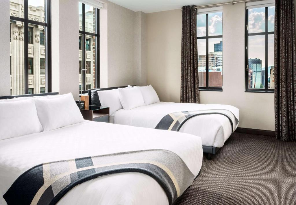 Joinery Hotel Pittsburgh, Curio Collection by Hilton - Deluxe Queen Room With Two Queen Beds