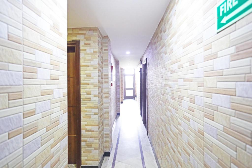Fotografie z fotogalerie ubytování Hotel Preet Palace -5 Mints Walk From Nizamuddin Railway Station v Novém Dillí