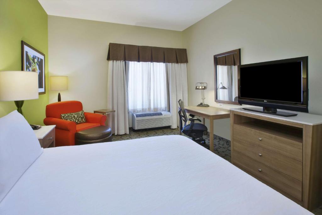 Hilton Garden Inn Wichita photo