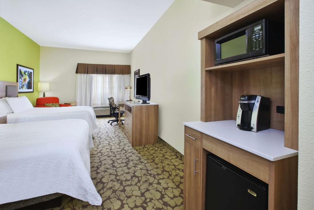 Hilton Garden Inn Wichita photo