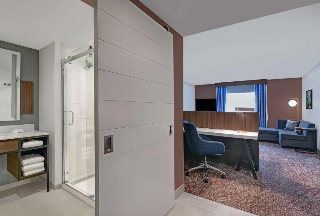Hilton Garden Inn Madison Huntsville Airport - Deluxe Kamer Met Kingsize Bed