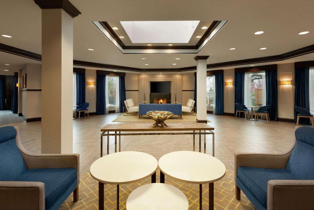 DoubleTree by Hilton Hotel Annapolis photo