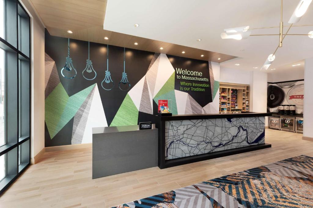 Hampton Inn & Suites Watertown Boston, Ma photo