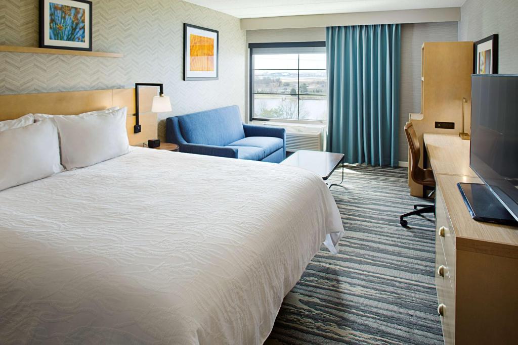 Hilton Garden Inn Providence photo