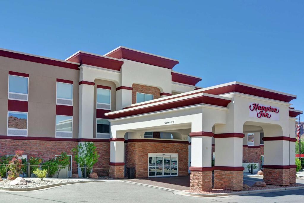 a rendering of the front of a hampton inn at Hampton Inn Moab in Moab