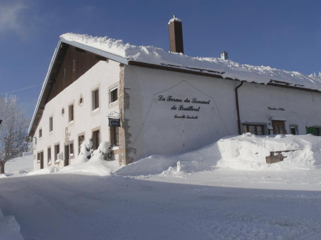 B&B La Ferme De Pouillerel v zimě