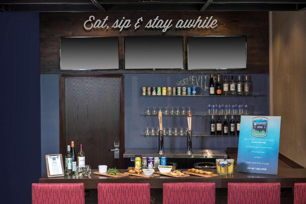 Hampton Inn & Suites-Asheville Biltmore Village, NC photo