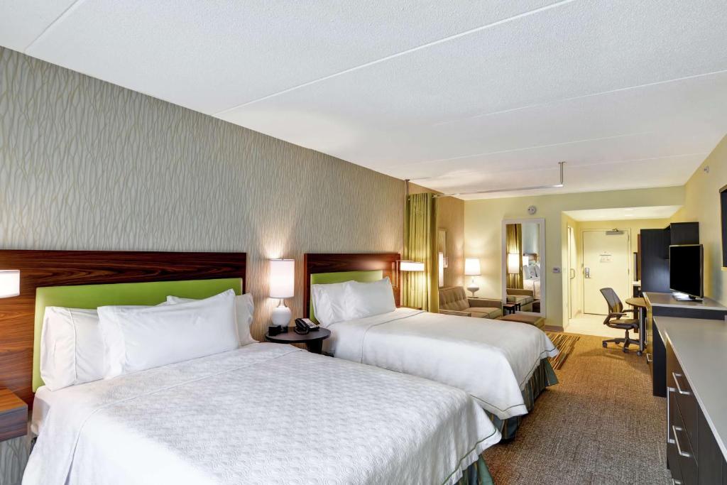Postel nebo postele na pokoji v ubytování Home2 Suites By Hilton Dickson City Scranton