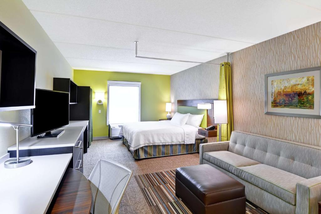 TV a/nebo společenská místnost v ubytování Home2 Suites By Hilton Dickson City Scranton