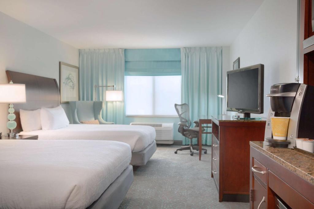 Hilton Garden Inn Worcester - Queen Room With Two Queen Beds - Mobility Access