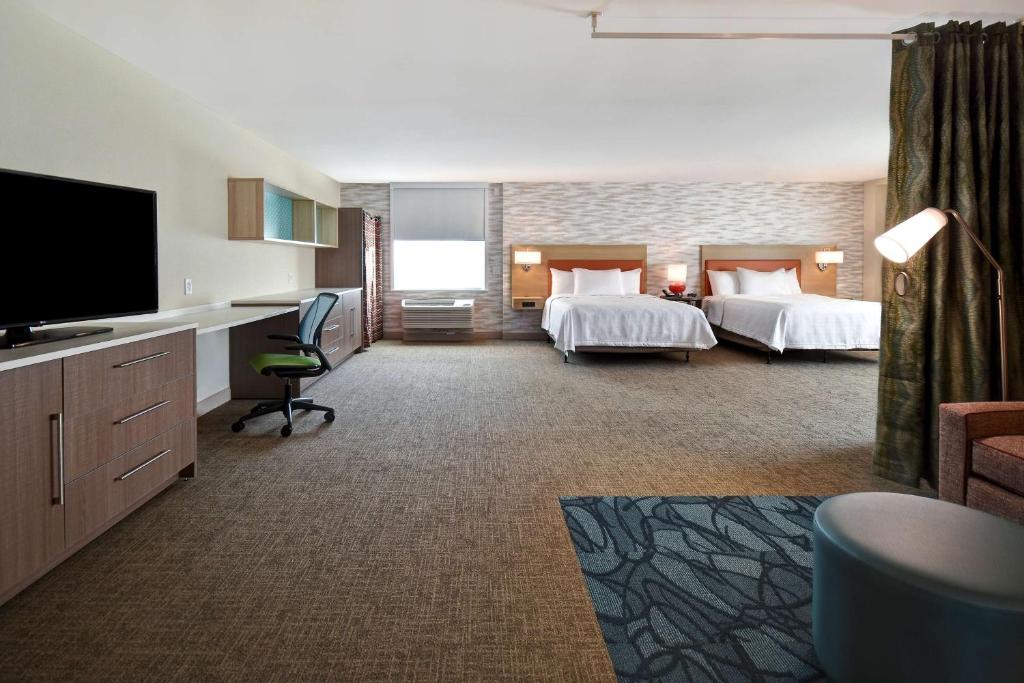 Home2 Suites By Hilton Boston South Bay - 