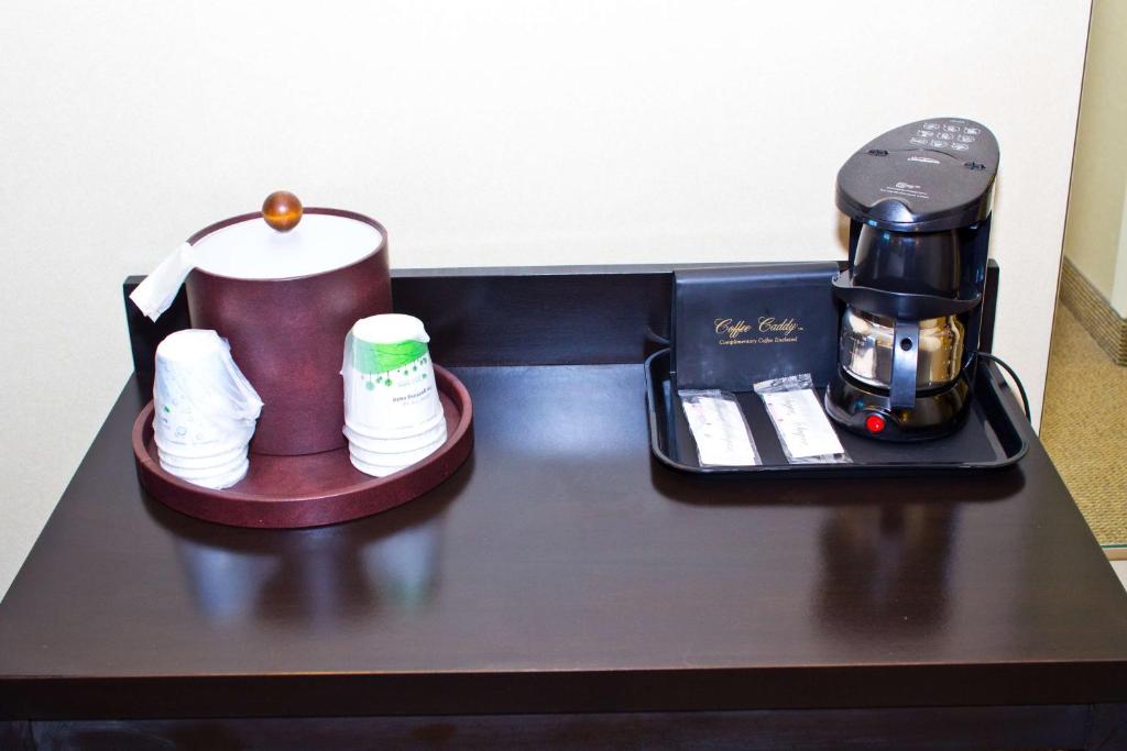 Hampton Inn & Suites Boston Crosstown Center - King Room With Accessible Tub - Mobility And Hearing Access/Non-Smoking