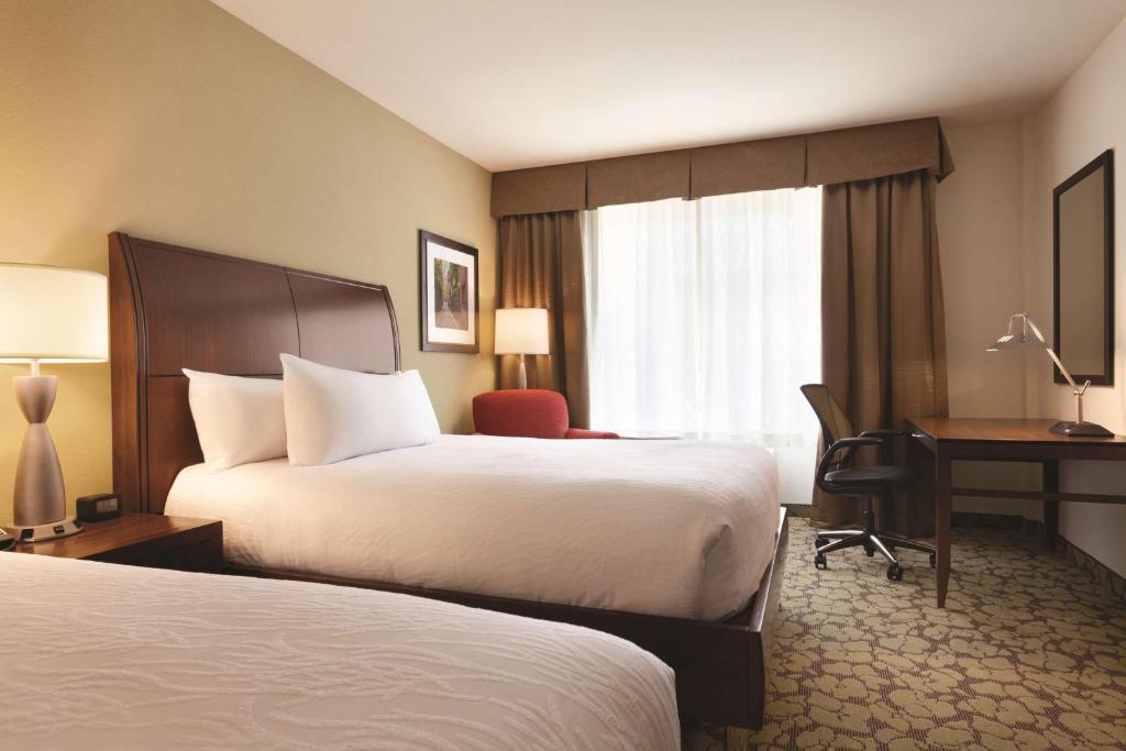 Hilton Garden Inn Boston Logan Airport photo