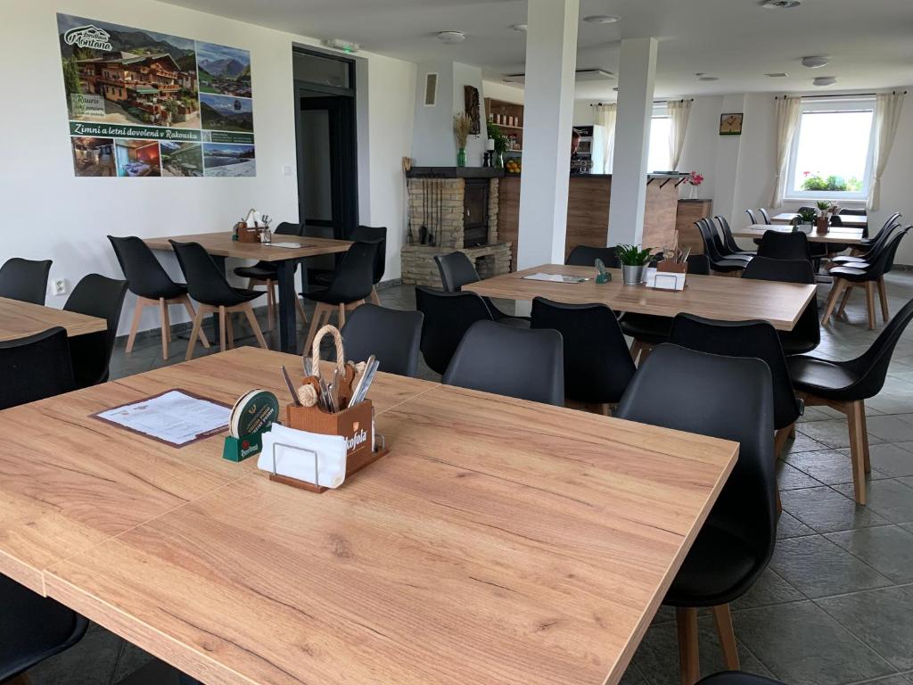 Predel za sedenje v nastanitvi Restaurace a penzion Gansberg