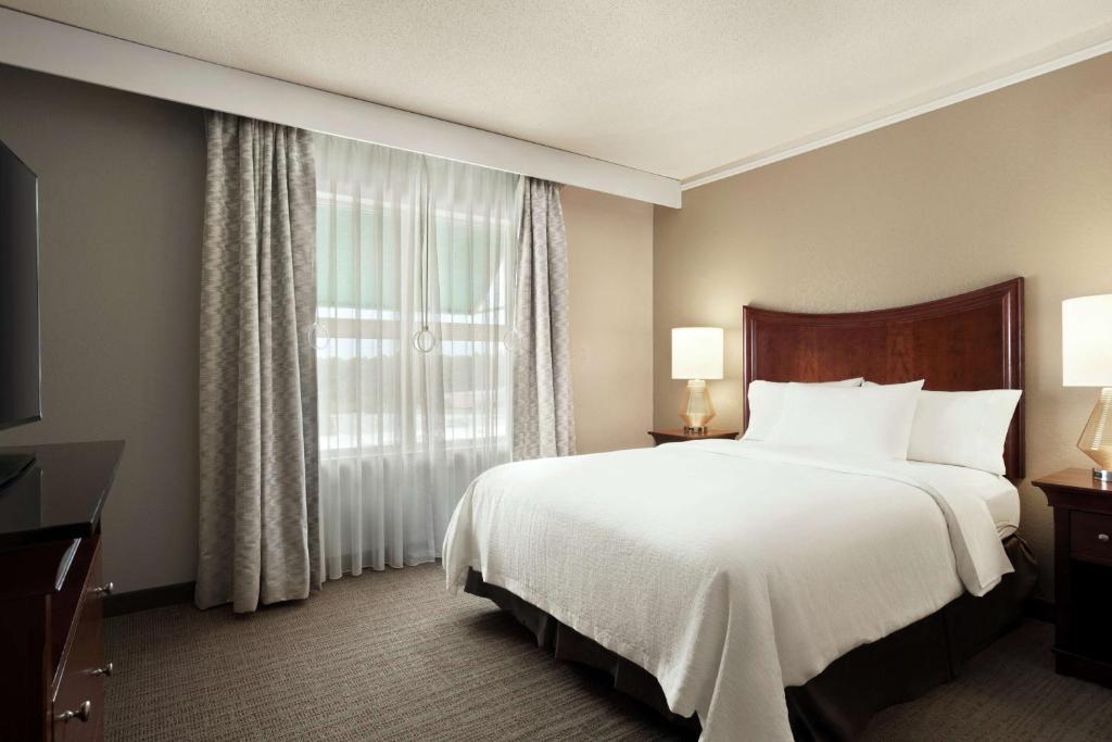 Embassy Suites Brunswick - Queen Suite Met Badkuip - Toegang