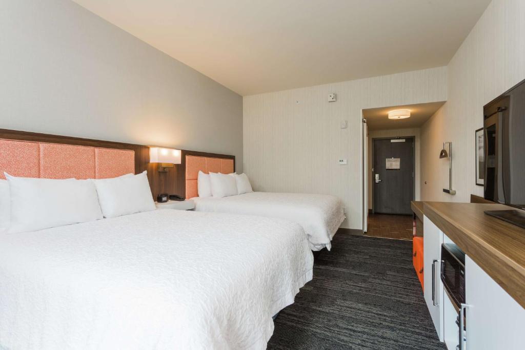 Hampton Inn Cumberland - Habitación Con 2 Camas Grandes - No Fumadores