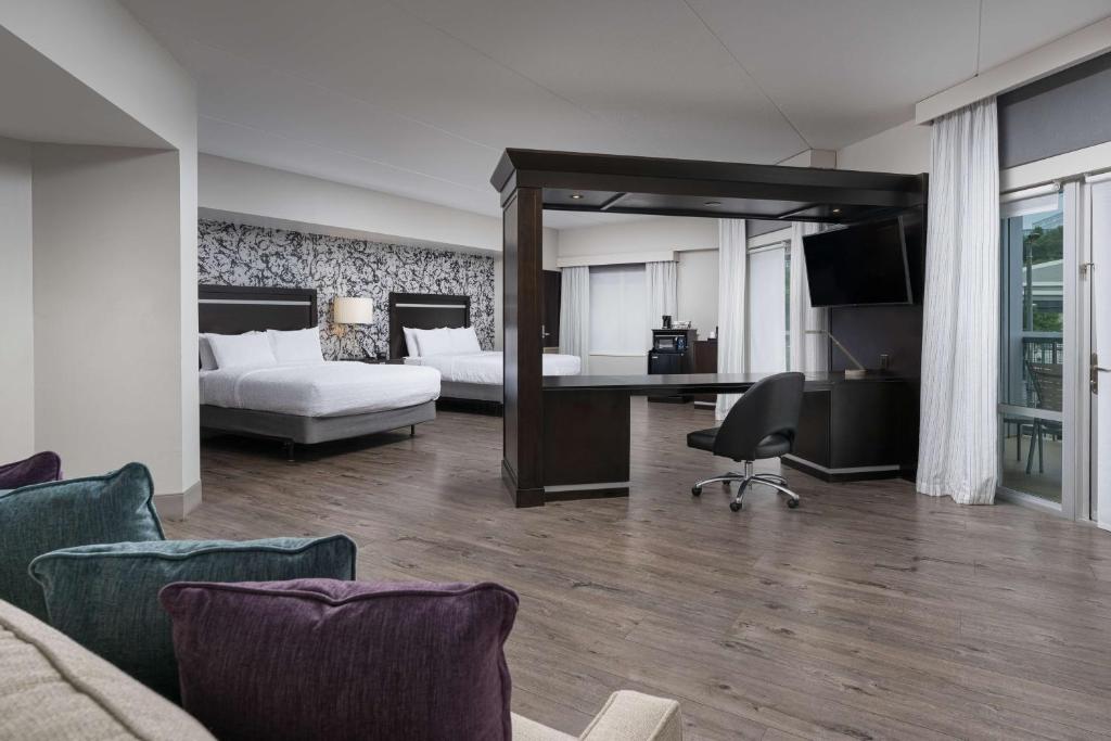 Hampton Inn & Suites Chattanooga Downtown - Estudio Con 2 Camas Y Cama Grande - No Fumadores