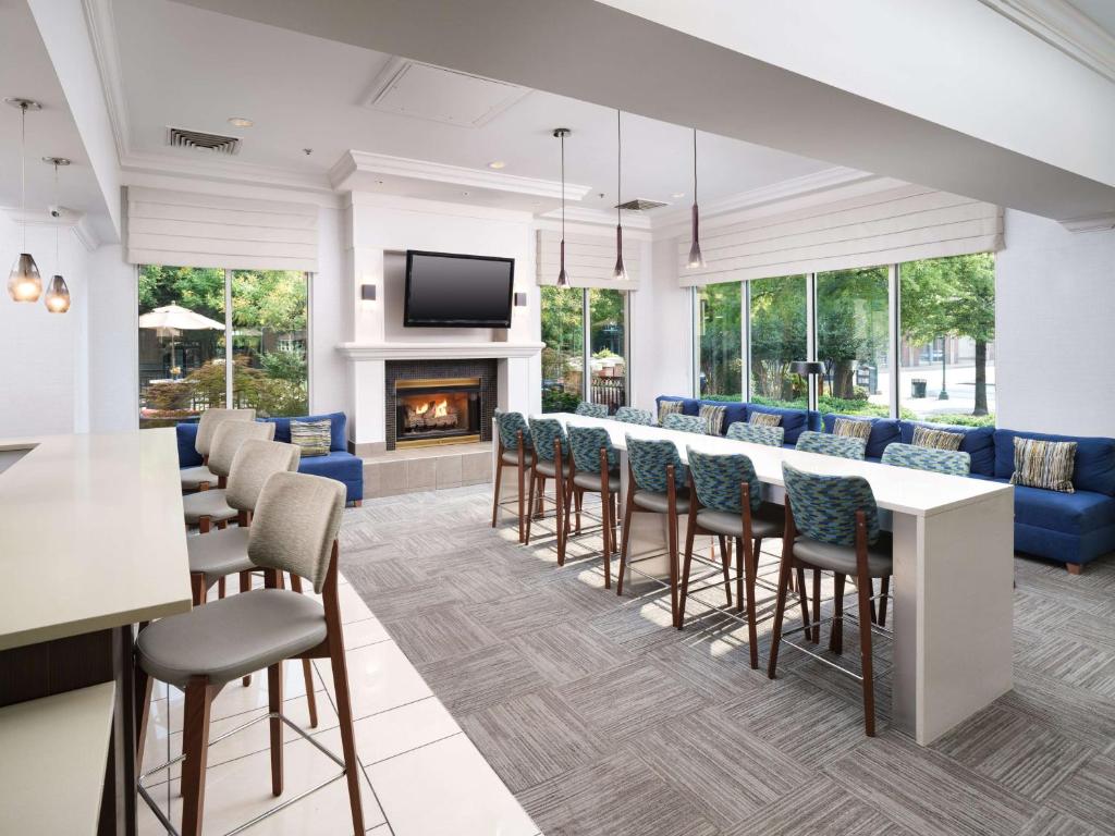 Hilton Garden Inn Chattanooga Downtown photo