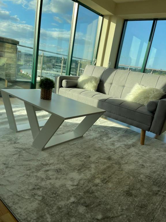 STONEGATE PENTHOUSE, Bradford Aktualisierte Preise für 2023