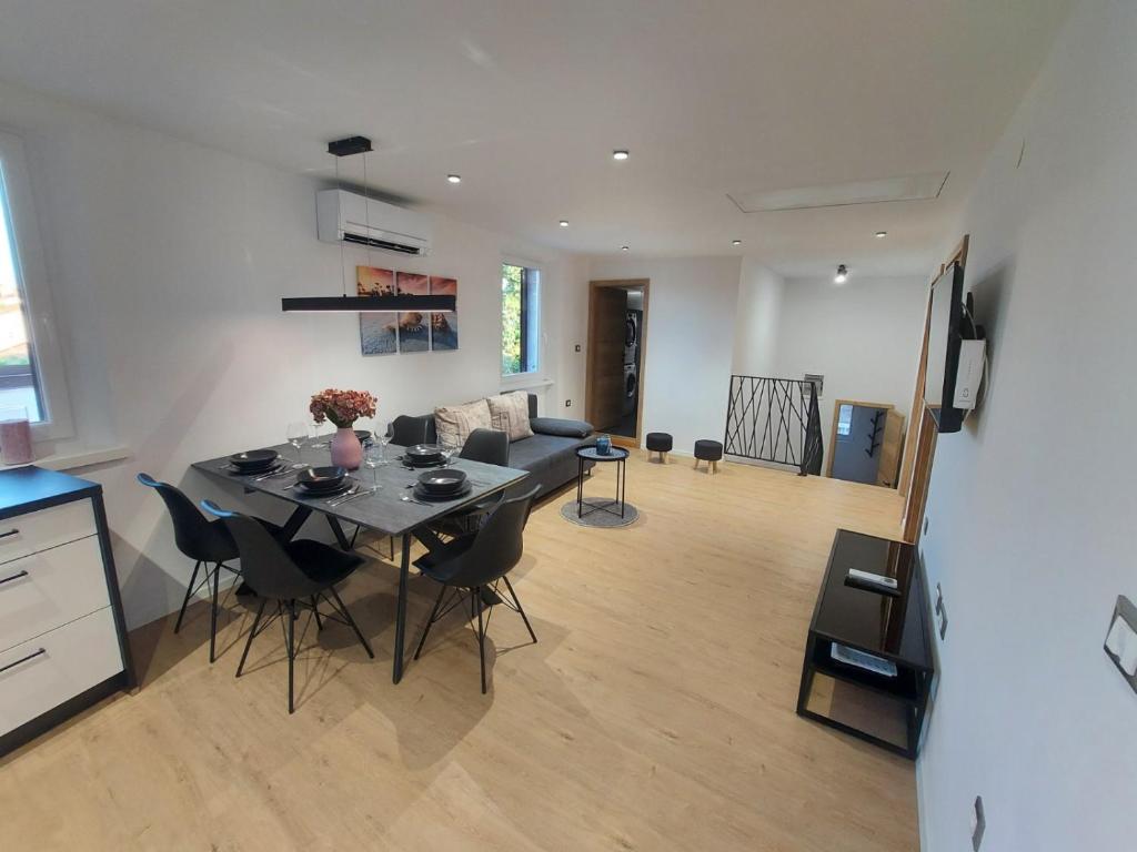 Galeriebild der Unterkunft Apartma Šufit Belvedere in Koper