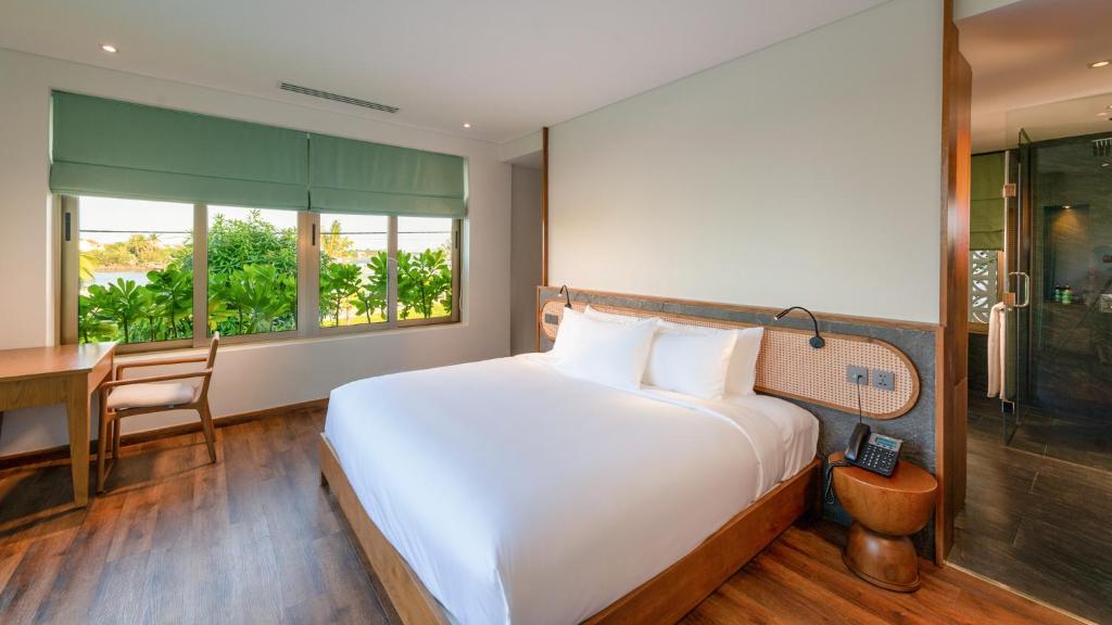 Three-Bedroom Villa with Daily Afternoon tea at VIP Lounge