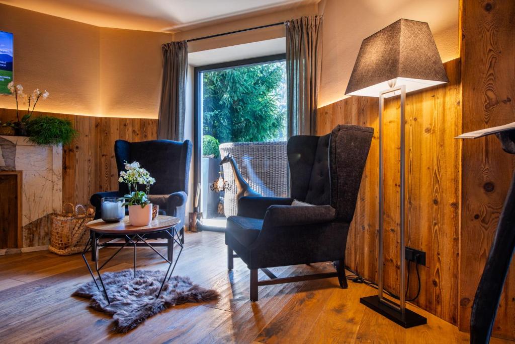 Posezení v ubytování Hotel Montchalet