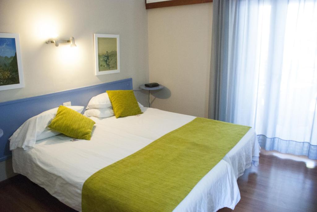 Apartamentos El Paseo - 12