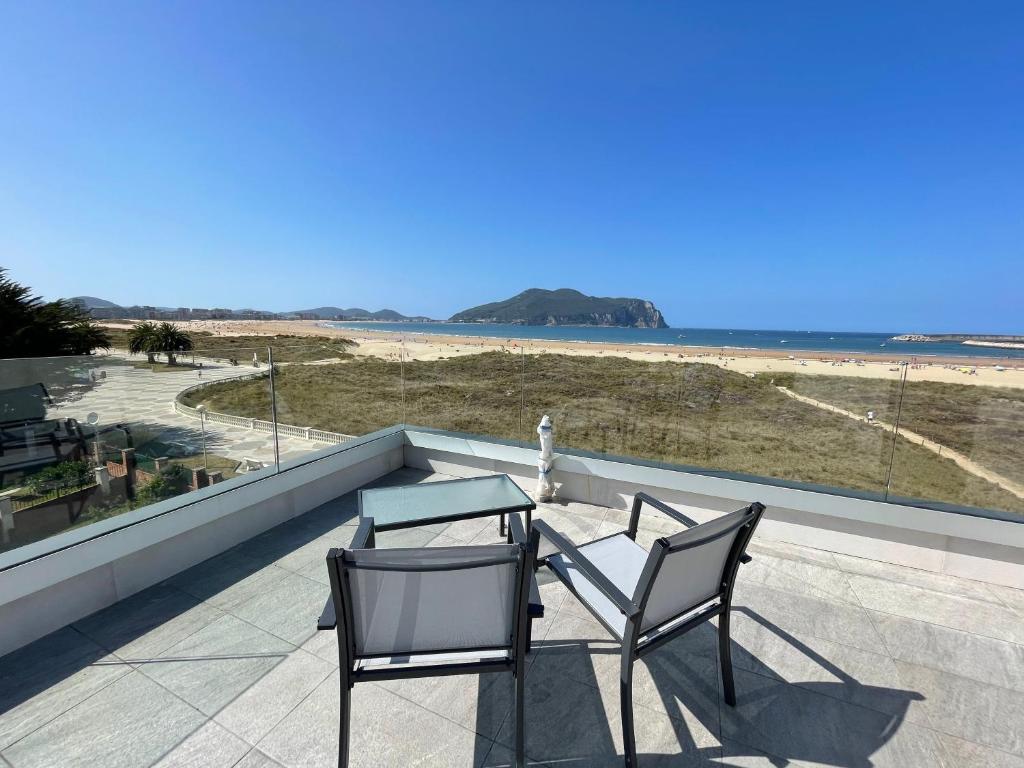 Casas y chalets Lujosa casa en primera línea playa increibles vistas mar en Laredo, Cantabria