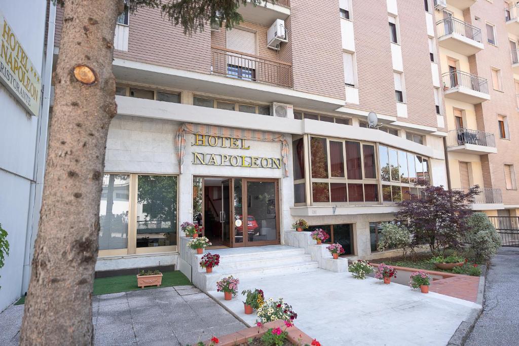 Exteriér nebo vchod ubytování Hotel Napoleon