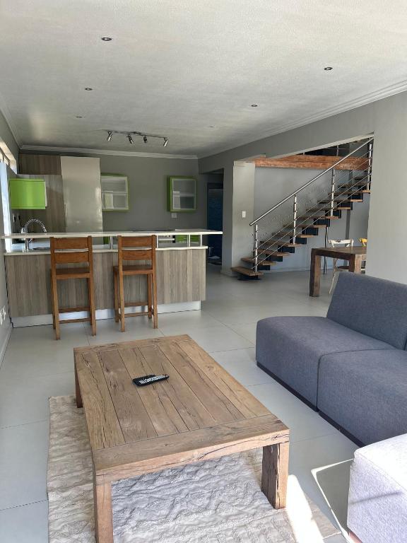 Guesthouse @ 31 Murray - Apartamento Familiar