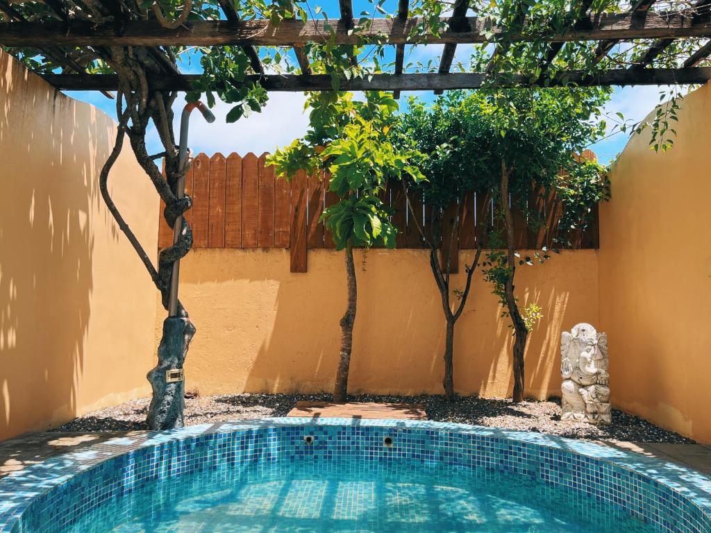 Bazén v ubytování Ding Jia Garden Resort nebo v jeho okolí