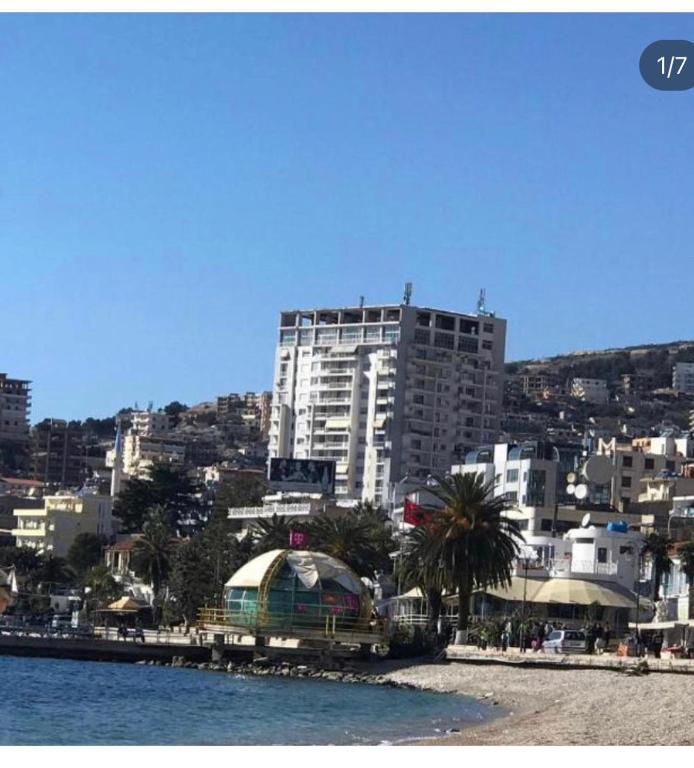 Spacious Sea View Apartment - Imazhi 9