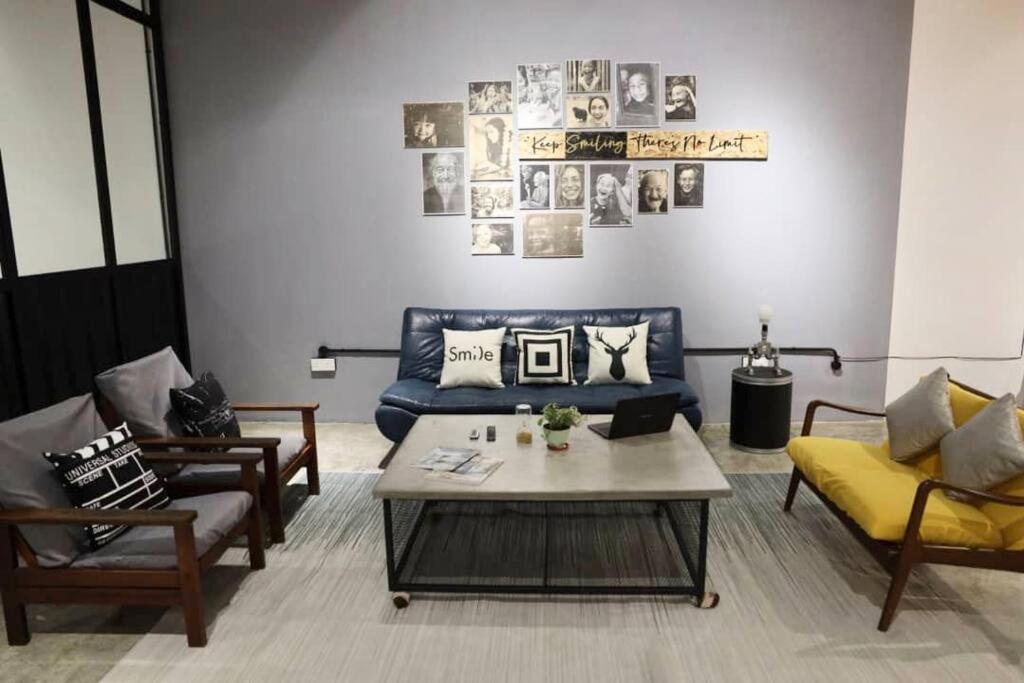 Posezení v ubytování Studio S Conceptual Homestay Station 18 - Ipoh