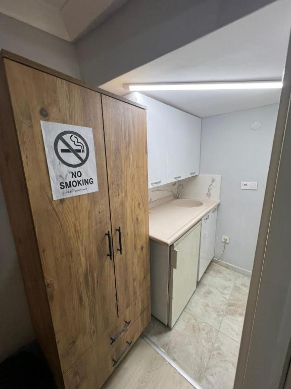 Kuchyň nebo kuchyňský kout v ubytování Taksim Millennium Suit Hotel
