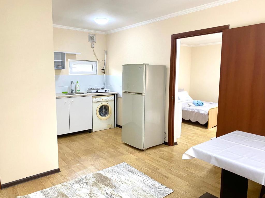 تصویر اتاق‌های Town House, Метро Райымбек - تصویر ۲