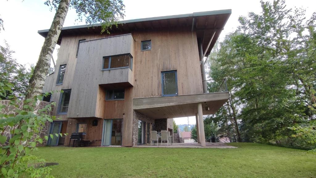 Budova, kde se apartmán nachází