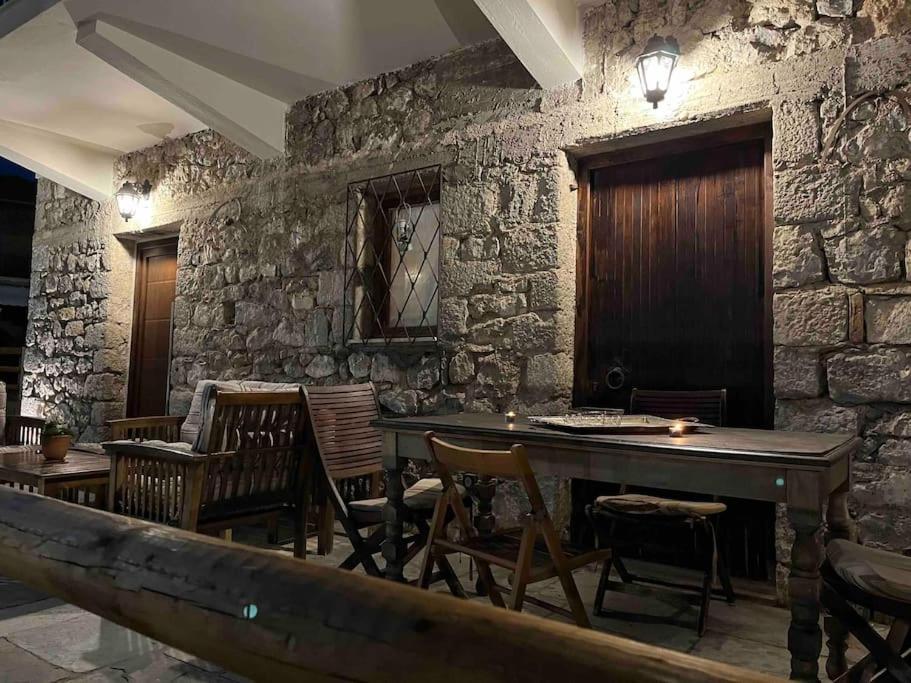 Fotografie z fotogalerie ubytování Μιτάτο Οίτη v destinaci Pávliani