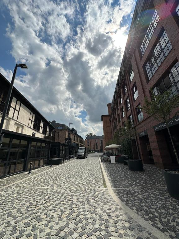 Browar Lubicz- 5min walk to the Old Town, GARAGE - 1