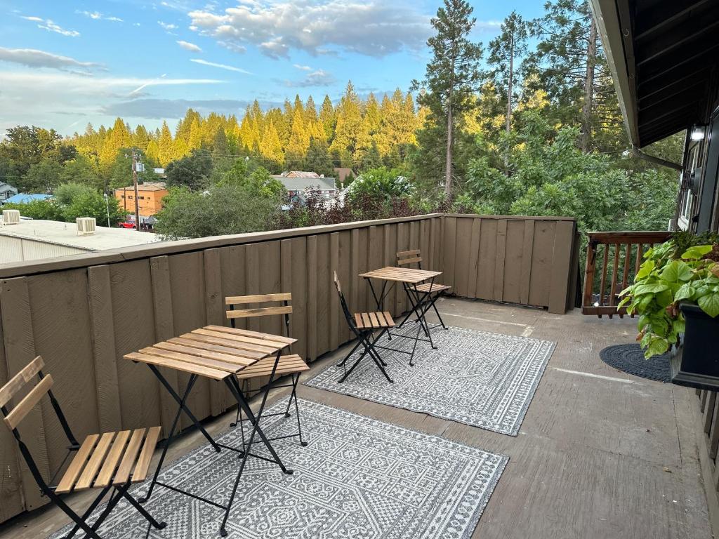 Yosemite Basecamp - Two-Bedroom Villa