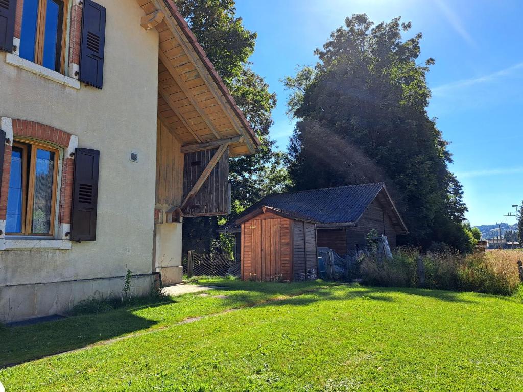Fotografie z fotogalerie ubytování Charmante maison individuelle v destinaci Les Verrières