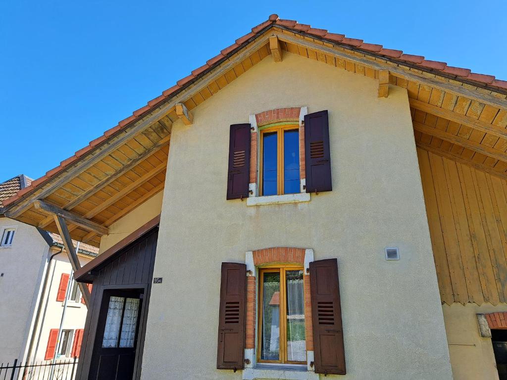 Fotografie z fotogalerie ubytování Charmante maison individuelle v destinaci Les Verrières