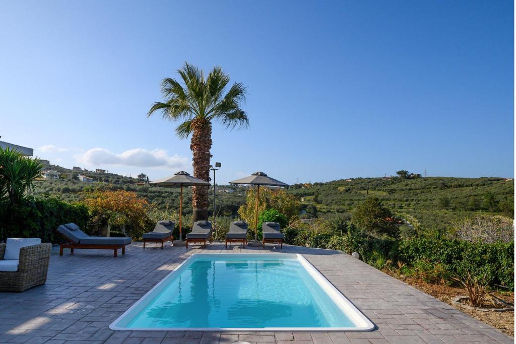 Bazén v ubytování IVY Villa Heraklion nebo v jeho okolí