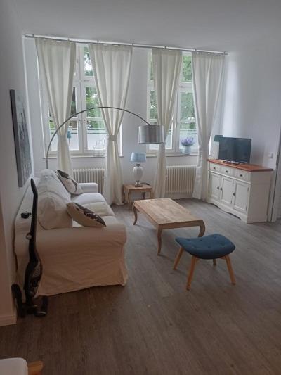 1 Zimmer-Apartment 21 Saseler Markt Erdgeschoss, Hamburg – Aktualisierte  Preise für 2024