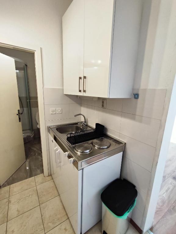 Apartmani Seka - Studio With Garden View