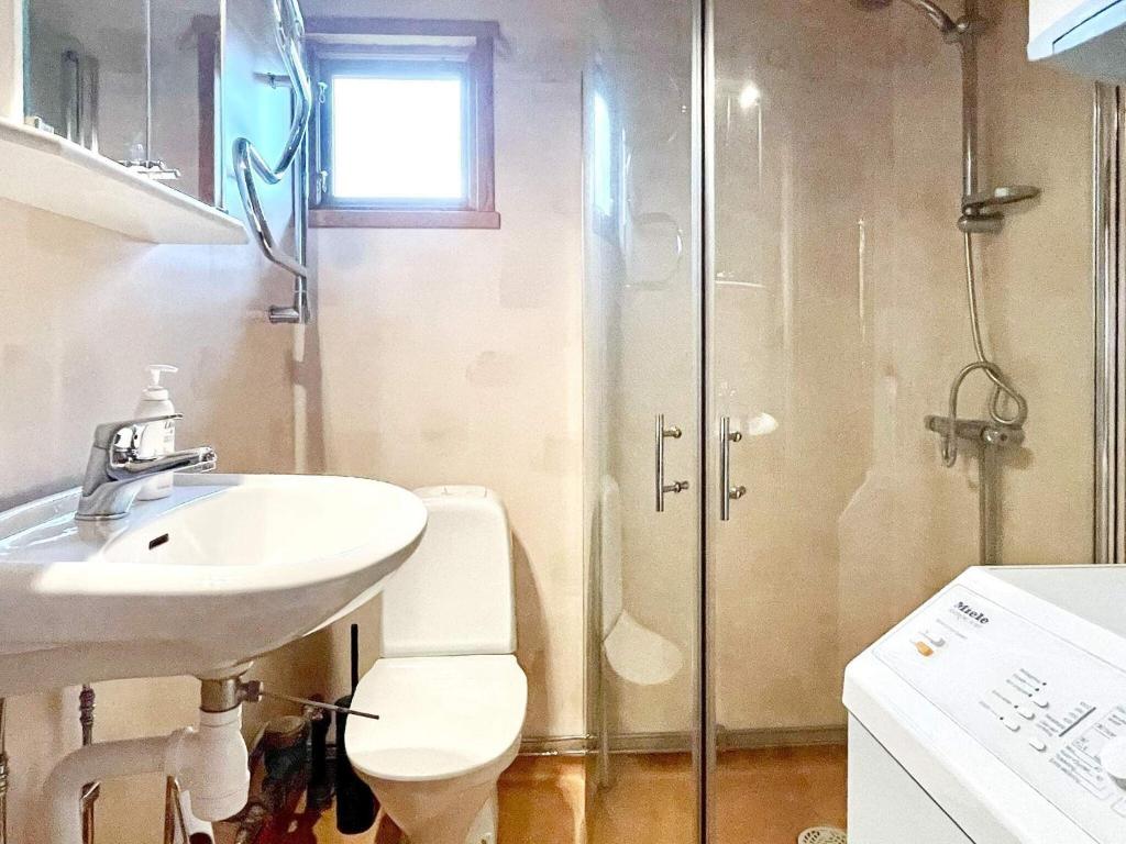 Fotografie z fotogalerie ubytování Holiday home Hagby III v destinaci Hagby
