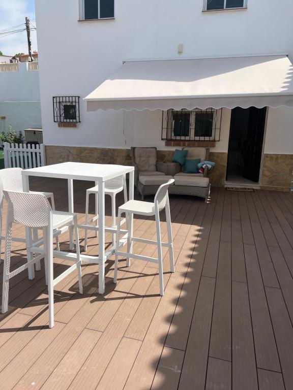 Balkón nebo terasa v ubytování Studio Poniente 450m to beach