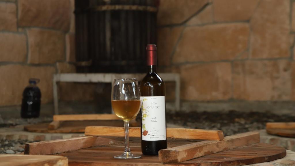 Nápoje v ubytování Maximus Wine Cellar & Guest House,Bagdati Wine House